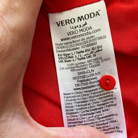 Vero Moda Coral "Cold Shoulder" Midi Dress - Picture 4 of 14